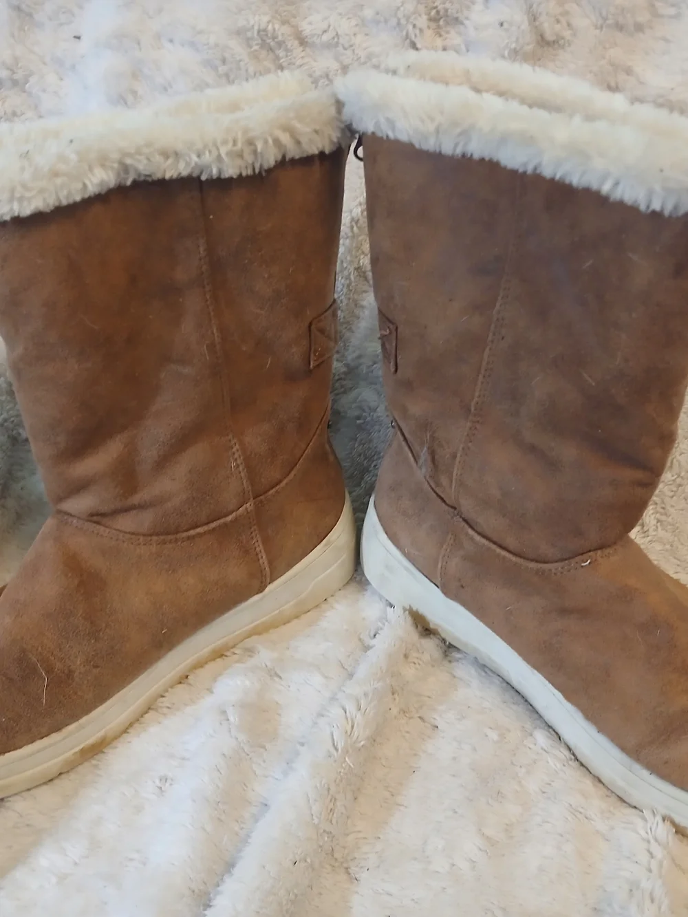 Cat & Jack Brown Faux-Suede Faux-Fur Lined Kids Boots
